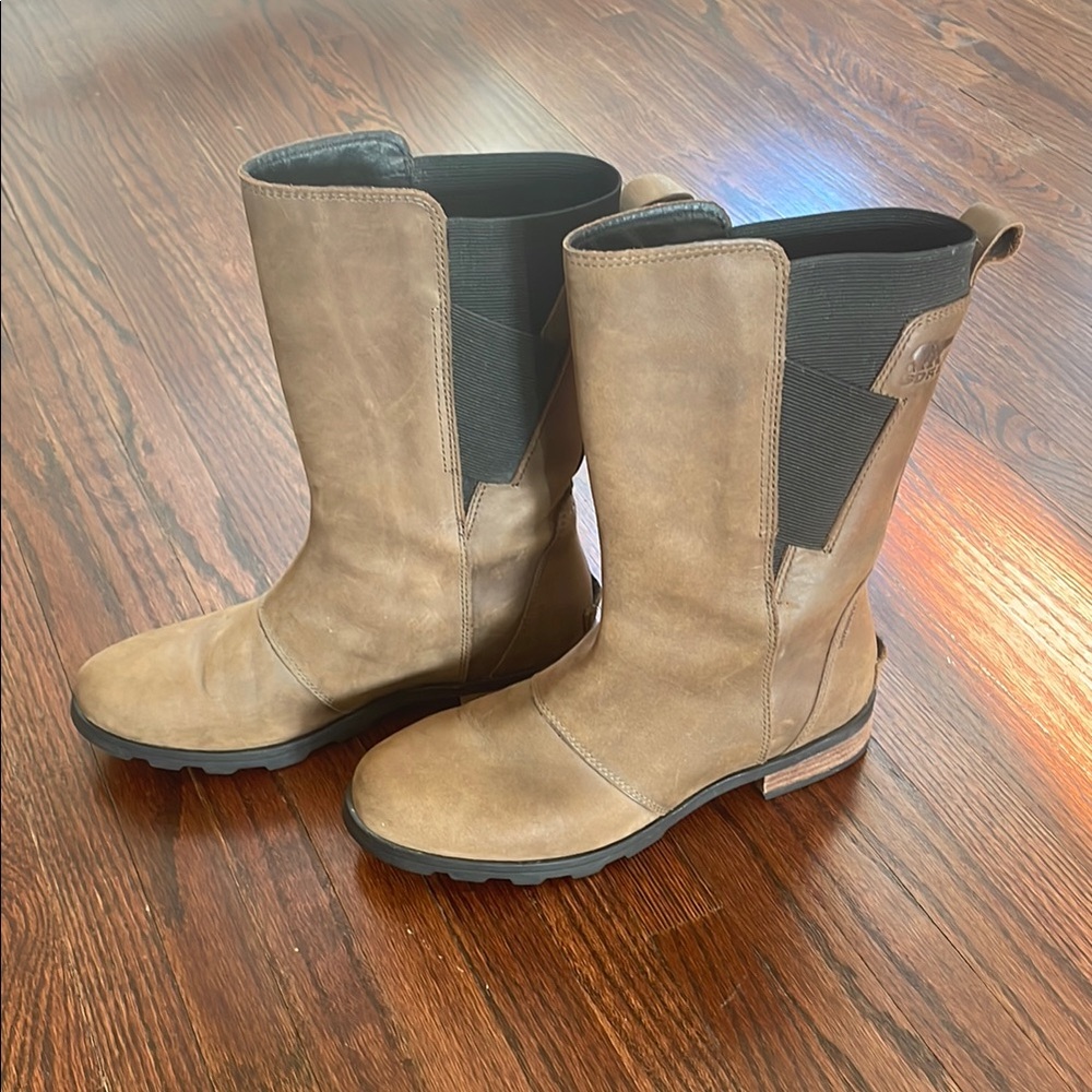 Sorel Tan Leather mid calf Boots